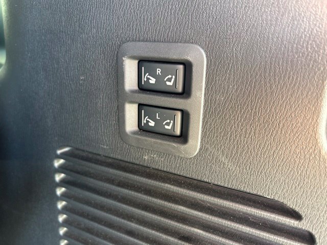 Used 2023 Nissan Armada Platinum w/ Captain's Chairs Package AWD/4WD image 25