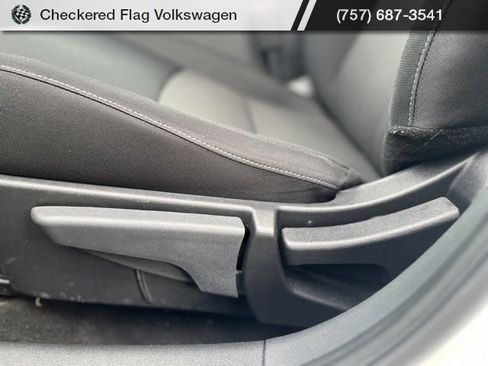 Used 2024 Nissan Sentra SV image 22