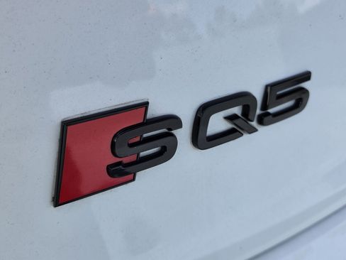 Used 2019 Audi SQ5 Prestige w/ Prestige Package AWD/4WD image 5