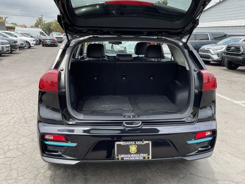 Used 2022 Kia Niro EX Premium FWD image 24