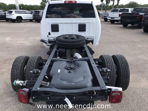 New 2026 RAM 3500 Tradesman w/ Chrome Appearance Group image 23