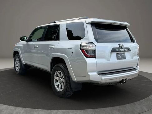 Used 2015 Toyota 4Runner Trail AWD/4WD image 6