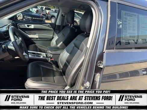 Used 2024 Ford Explorer XLT w/ Equipment Group 202A AWD/4WD image 16