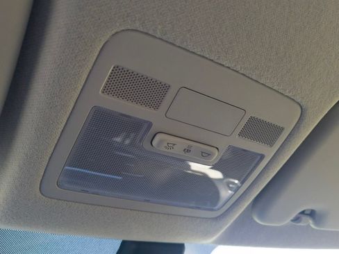 New 2026 Hyundai Venue SEL FWD image 32