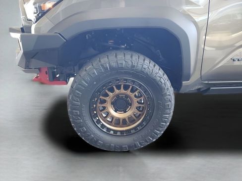 New 2025 Toyota Tacoma TRD Off-Road image 17