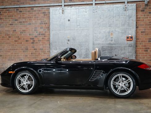 Used 2009 Porsche Boxster image 11
