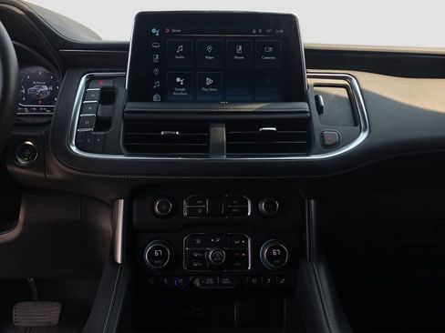 Used 2023 Chevrolet Tahoe Premier AWD/4WD image 14
