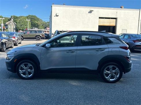Used 2022 Hyundai Kona SEL w/ Cargo Package image 6