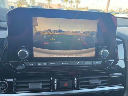 Certified 2022 Nissan Pathfinder SV w/ SV Premium Package image 24