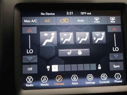 Used 2021 Jeep Cherokee Latitude Lux w/ Comfort/Convenience Group image 34