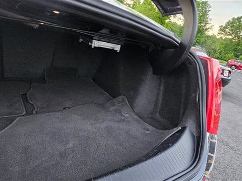 Used 2014 Cadillac ELR w/ Luxury Package image 32