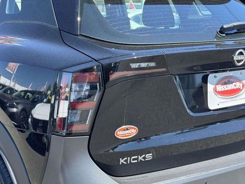 Used 2025 Nissan Kicks S w/ Charging Package AWD/4WD image 9