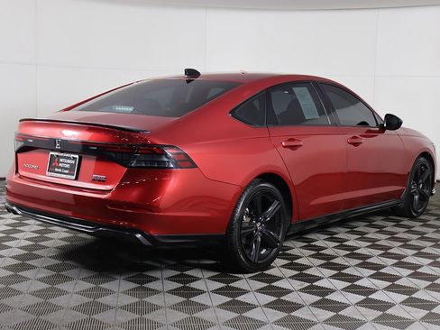 Used 2024 Honda Accord Sport image 10