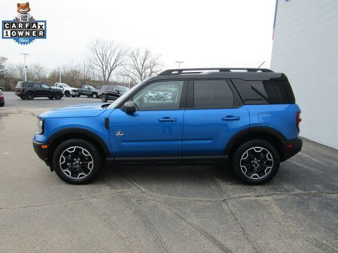 Used 2025 Ford Bronco Sport Outer Banks w/ Outer Banks Tech Package+ image 2