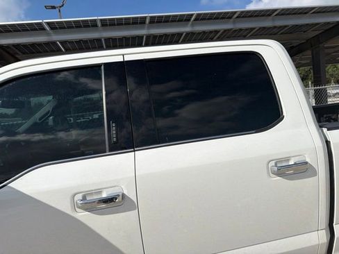 Used 2022 Ford F250 Platinum AWD/4WD image 25