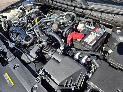 Certified 2023 Nissan Altima 2.5 SR FWD image 21