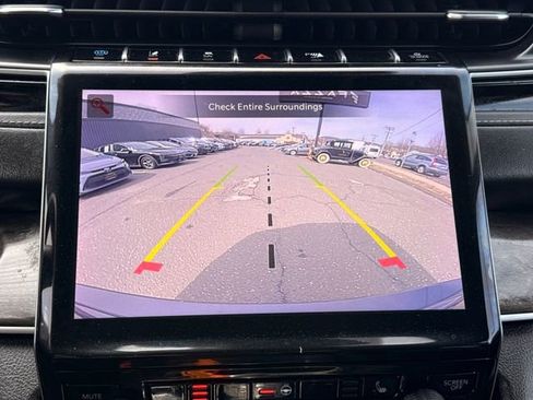 Used 2023 Jeep Grand Cherokee 4WD 4xe image 35