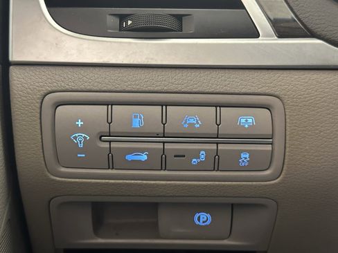 Used 2017 Genesis G80 3.8 w/ Option Group 02 image 44