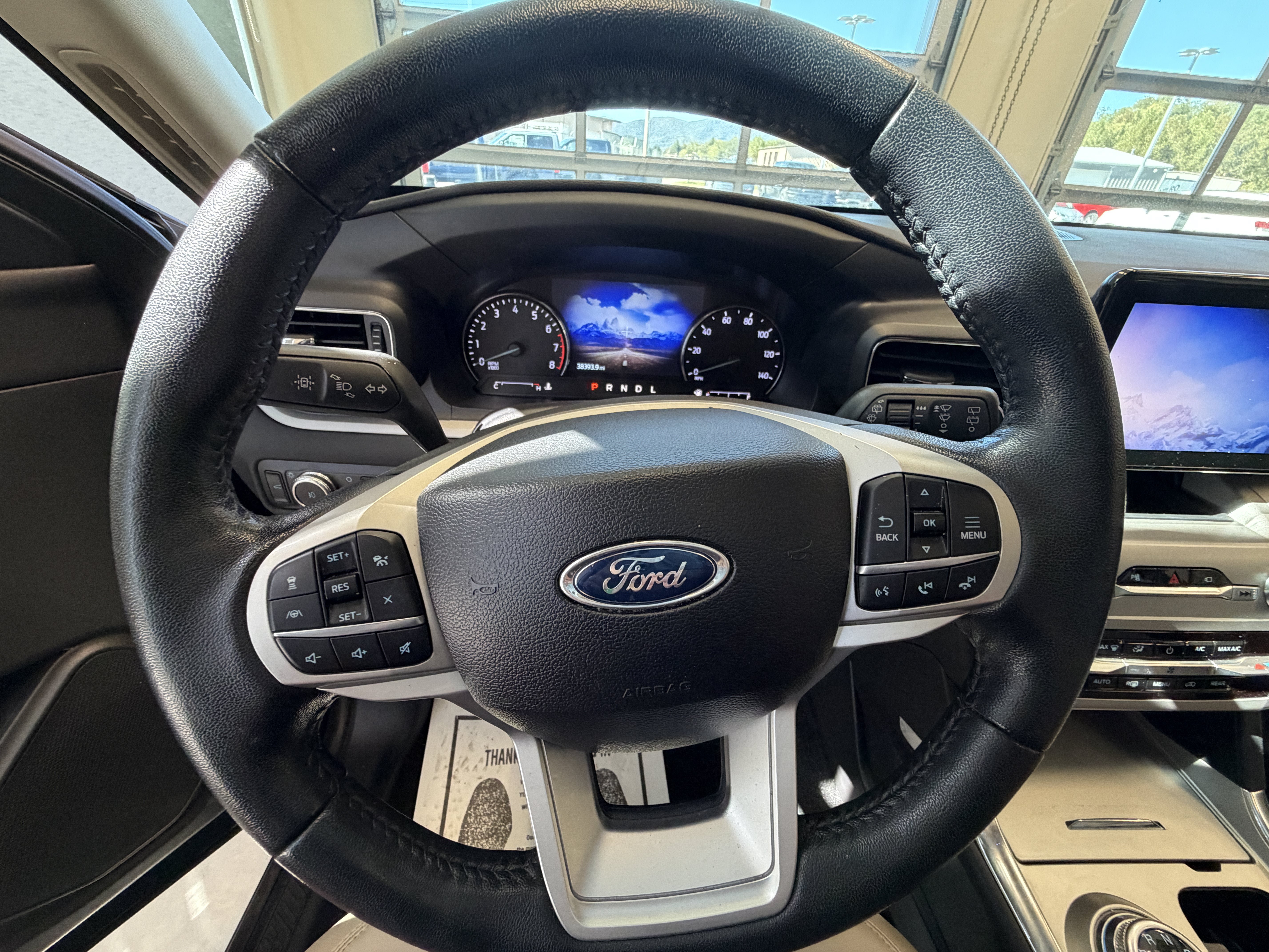 Used 2023 Ford Explorer XLT w/ Equipment Group 202A AWD/4WD image 8