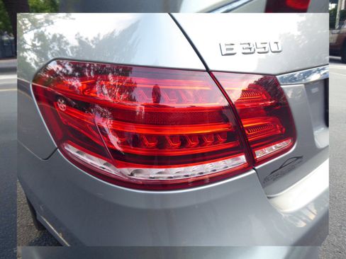 Used 2015 Mercedes-Benz E 350 4MATIC Sedan image 25