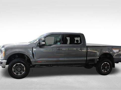 Used 2023 Ford F350 Lariat w/ Tremor Off-Road Package AWD/4WD image 12