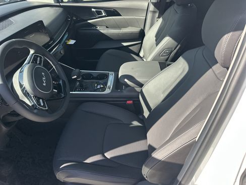 New 2026 Kia Carnival SX Prestige FWD image 12
