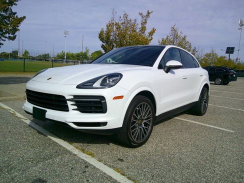 Used 2020 Porsche Cayenne image 92