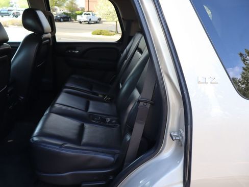 Used 2013 Chevrolet Tahoe LTZ image 20