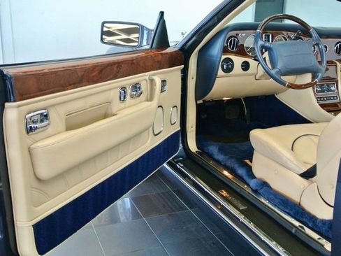 Used 2000 Rolls-Royce Corniche image 12