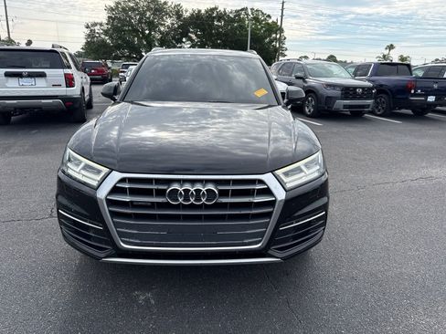 Used 2018 Audi Q5 2.0T Premium Plus w/ Premium Plus Package AWD/4WD image 2