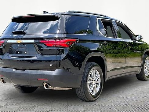 Used 2023 Chevrolet Traverse LT FWD image 5