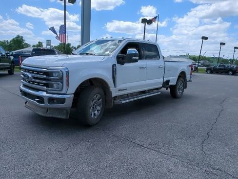 Used 2024 Ford F350 Lariat w/ Chrome Package AWD/4WD image 5