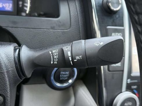 Used 2014 Toyota Camry XLE w/ Leather Package image 22