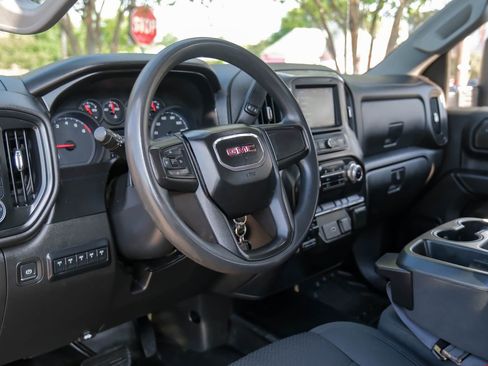 Used 2021 GMC Sierra 3500 4x4 Crew Cab w/ Convenience Package image 3