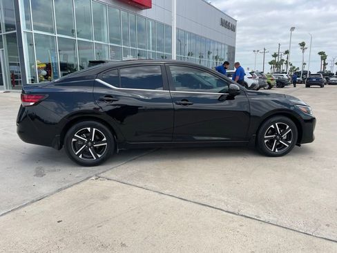 Certified 2024 Nissan Sentra SV FWD image 2