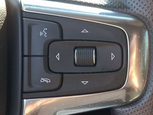 Used 2024 Chevrolet Blazer LT w/ Convenience Package FWD image 21