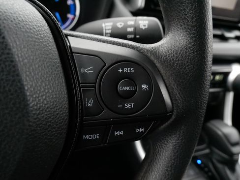 Used 2025 Toyota RAV4 LE image 25