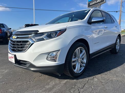 Used 2018 Chevrolet Equinox Premier image 1