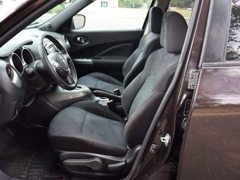 Used 2015 Nissan Juke SV AWD/4WD image 19
