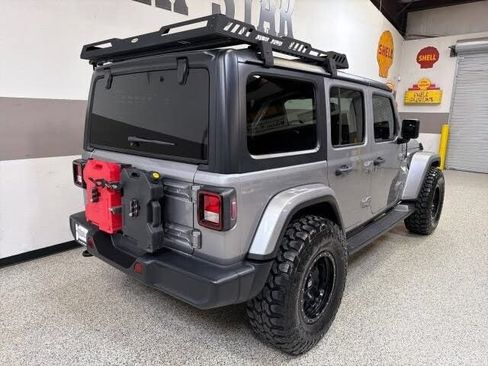 Used 2020 Jeep Wrangler Unlimited Sahara AWD/4WD image 41