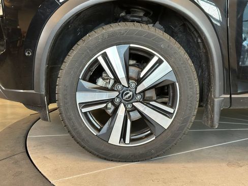 Used 2023 Nissan Rogue SL w/ SL Premium Package AWD/4WD image 26