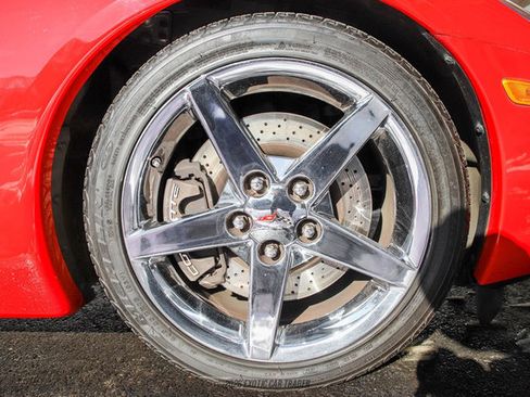 Used 2007 Chevrolet Corvette Convertible w/ Preferred Equipment Group RWD image 56