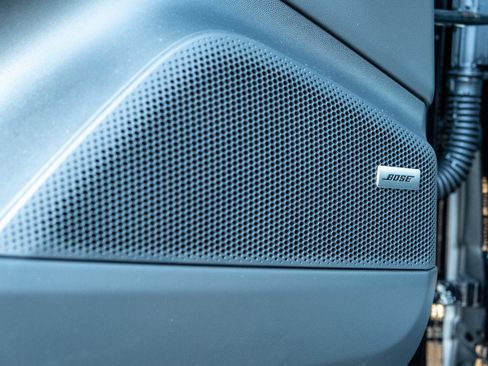 New 2026 Porsche Macan 4 Electric image 16