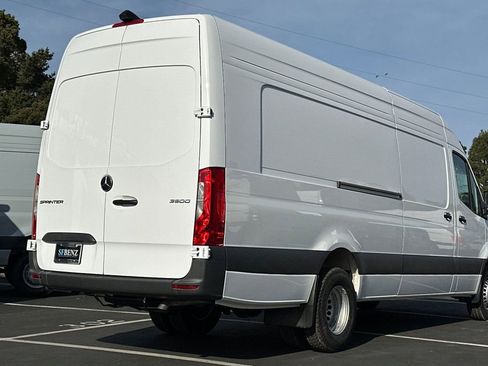 New 2026 Mercedes-Benz Sprinter 3500 image 4