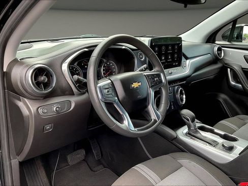 Used 2023 Chevrolet Blazer LT FWD image 19