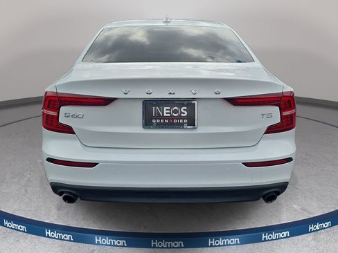 Used 2020 Volvo S60 T5 Momentum FWD image 7