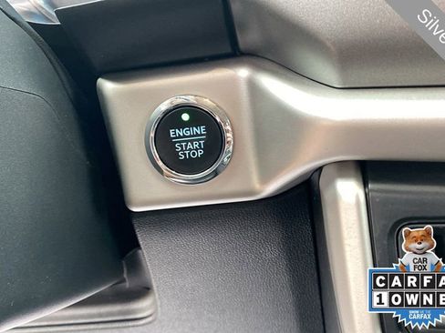 Used 2022 Ford Expedition XLT image 29