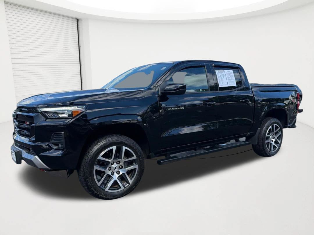 Used 2023 Chevrolet Colorado Z71 w/ Z71 Convenience Package 2 AWD/4WD image 1