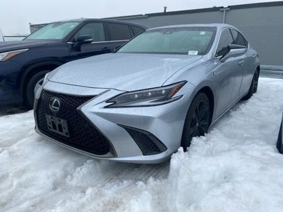 Used 2024 Lexus ES 350 F Sport w/ Accessory Package (Z2)