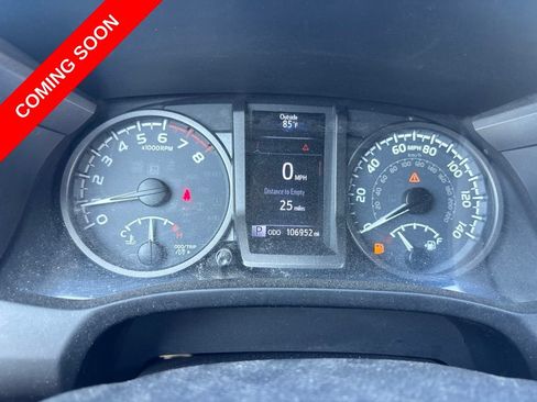 Used 2017 Toyota Tacoma TRD Off-Road AWD/4WD image 20